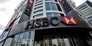 مطلوب اداريين ومحاسبين تيلر لبنك HSBC رواتب تبدأ من 3500 ج