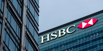 وظائف خالية فى بنك HSBC يطلب حديثى التخرج من جميع المؤهلات العليا للجنسين براتب 5000ج